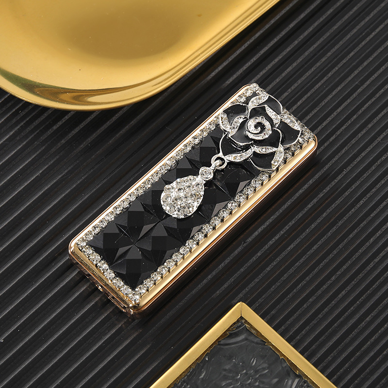 블랙+블랙 플라워