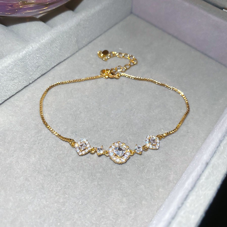 64# Bracelet-Golden