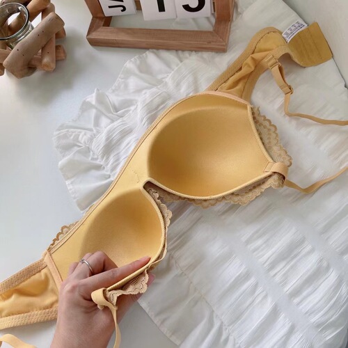 Sweetheart Tassel One Piece French Underwear Women's Triangular Cup Bra Lace Without Wires Small Breast Gathering Thin Style
