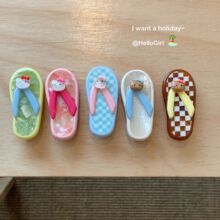 CF24�ɐ۵�һֻ�����ϴ���l�A�����ɐ���Ů������߅�A��l�A�^�