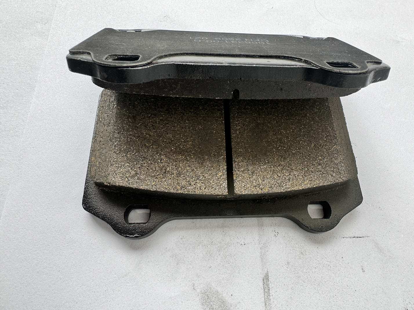 1068331‑00‑B Tesla Model S Model X rear brake pads rear wheel brake pads
