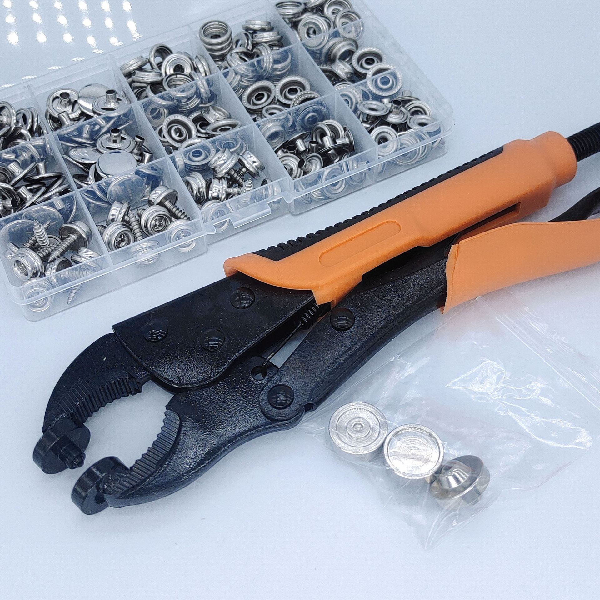 Tornillo transfronterizo hebilla blanca grande hebilla fuerte alicates traje ajustable broche presión alicates en caja