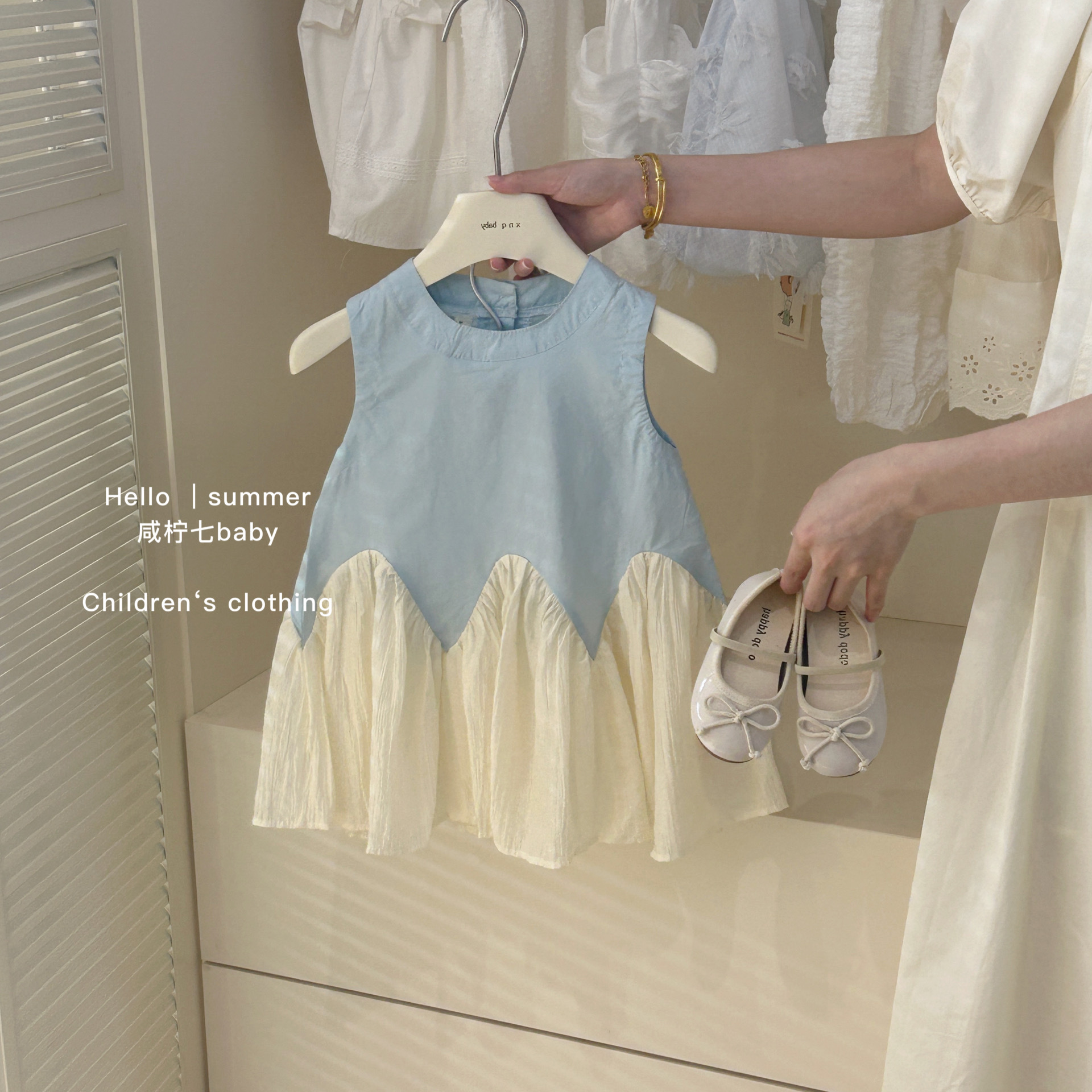 [Xianning Seven] Falda de chaleco Estética de ballet Falda de cola de pez para niñas Diseño de costura de encaje Sentido de la falda de la princesa del bebé