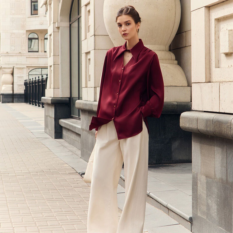 Autumn 2024 new simple intellectual solid color glossy hollow button satin long sleeve drop shirt top