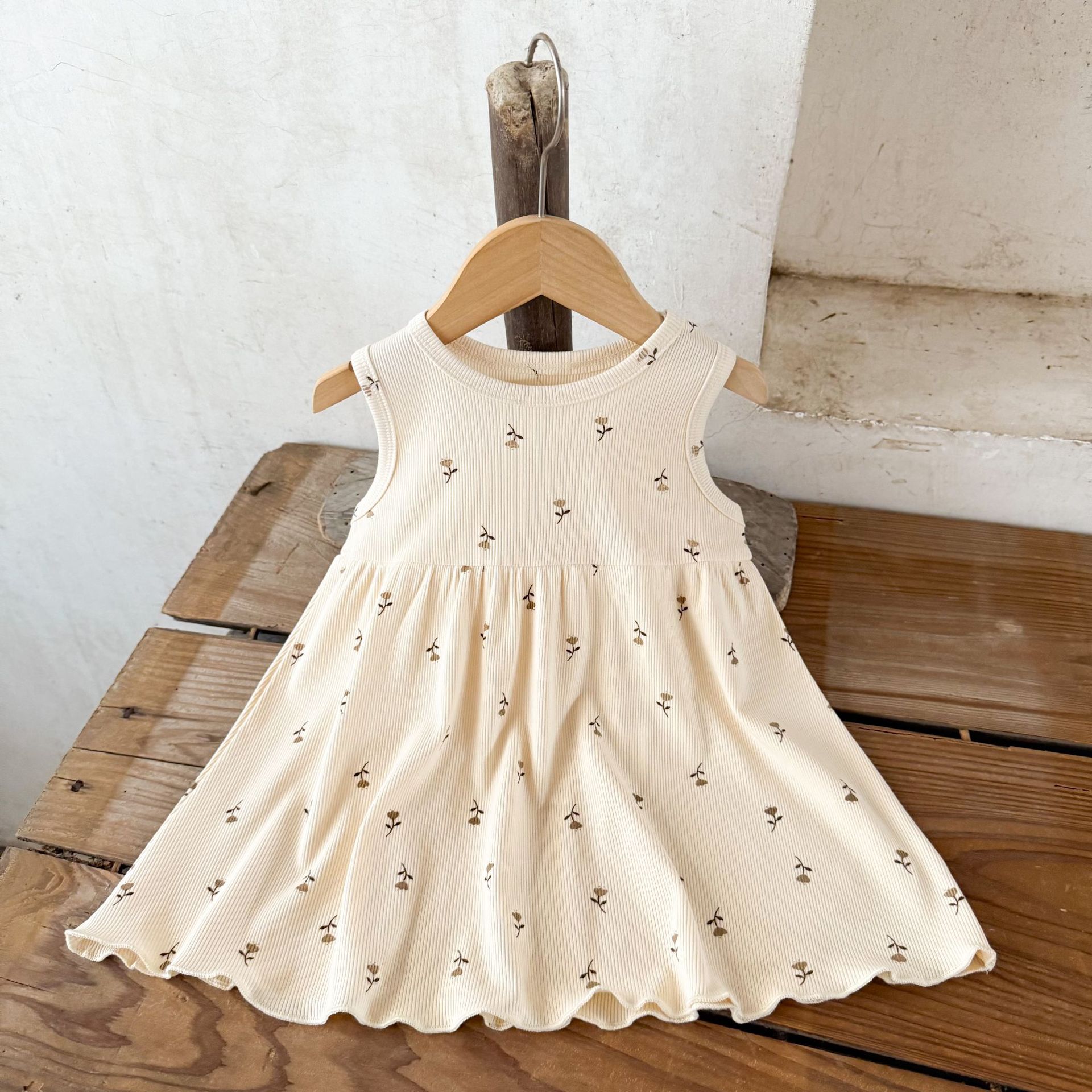 Ins niña bebé verano suave suelto lunares chaleco a rayas falda bebé bebé vestido transpirable de algodón puro