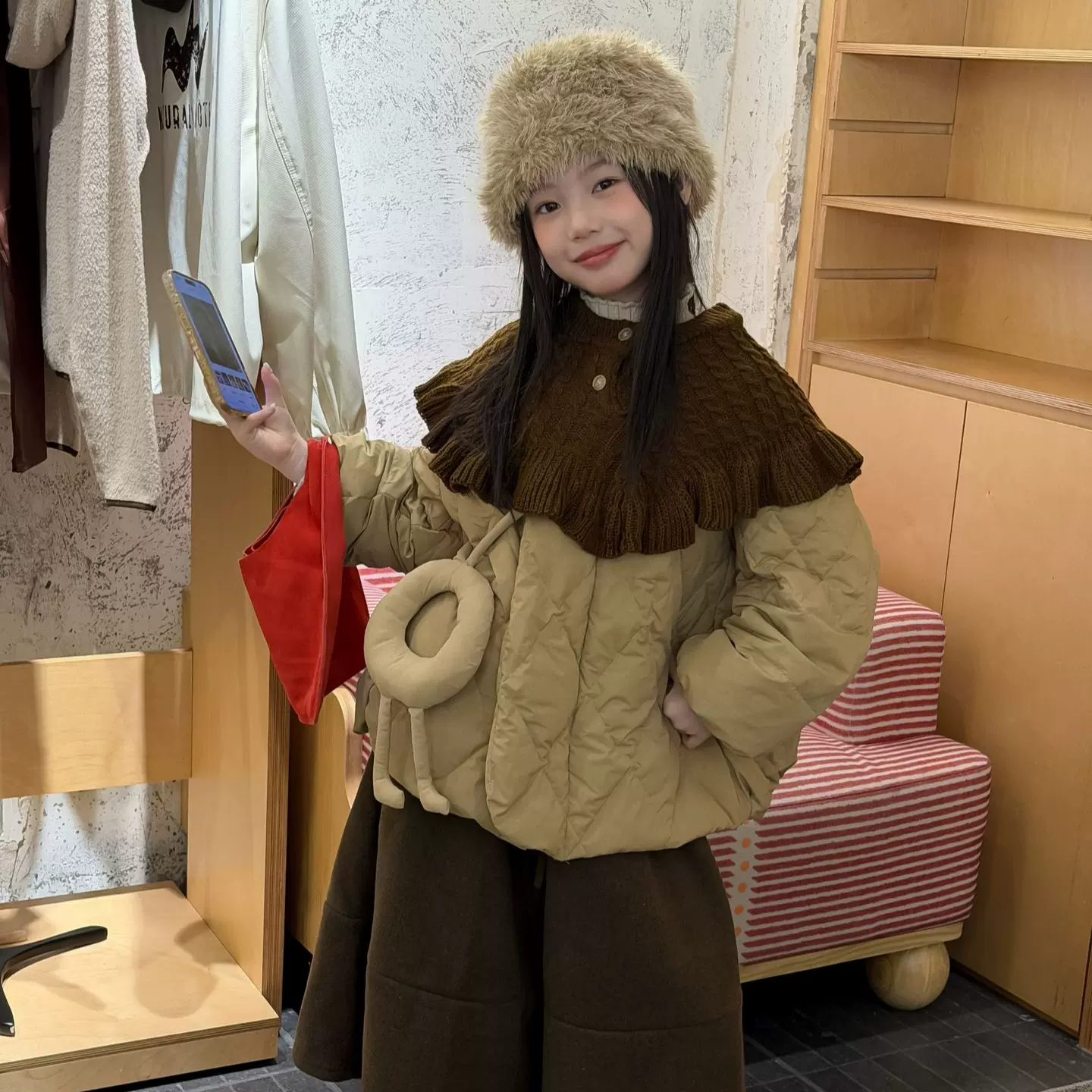 花与寻女童羽绒服2025冬款韩版白鸭绒羽绒服可拆卸围脖带挂件洋气