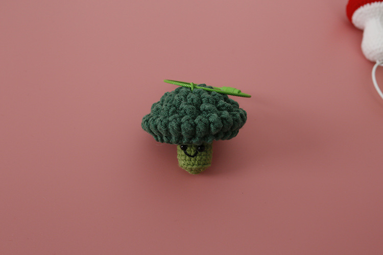 1 Piece Cute Vegetable Yarn Knitting Bag Pendant display picture 10