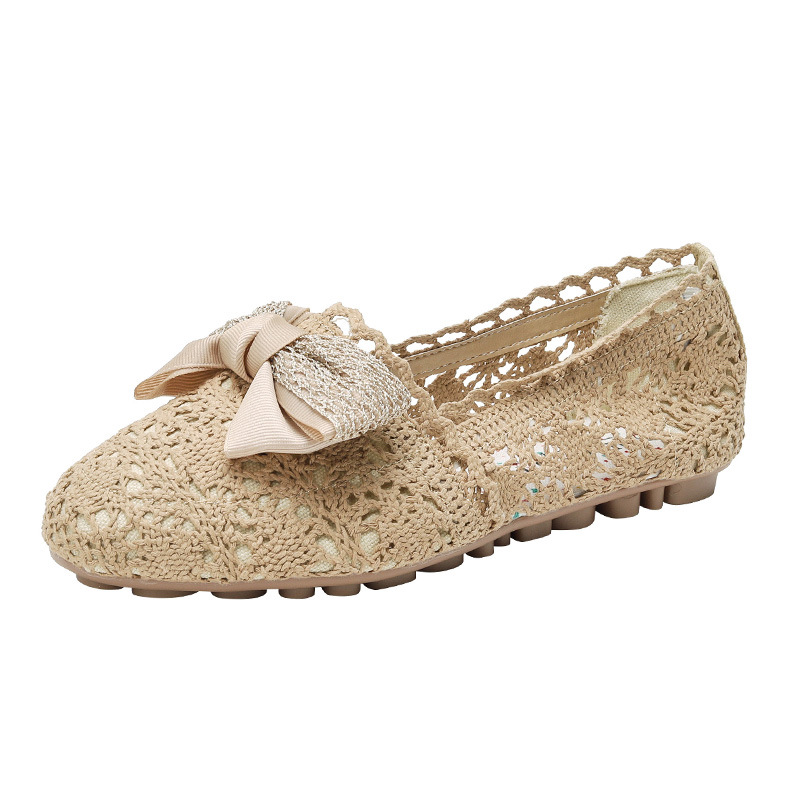 Zapatos de tela de primavera y verano de malla transpirable para mujer viejos zapatos de una sola capa de Beijing zapatos huecos de mujer de fondo suave zapatos planos de mujer embarazada de talla grande 41-43 image 7