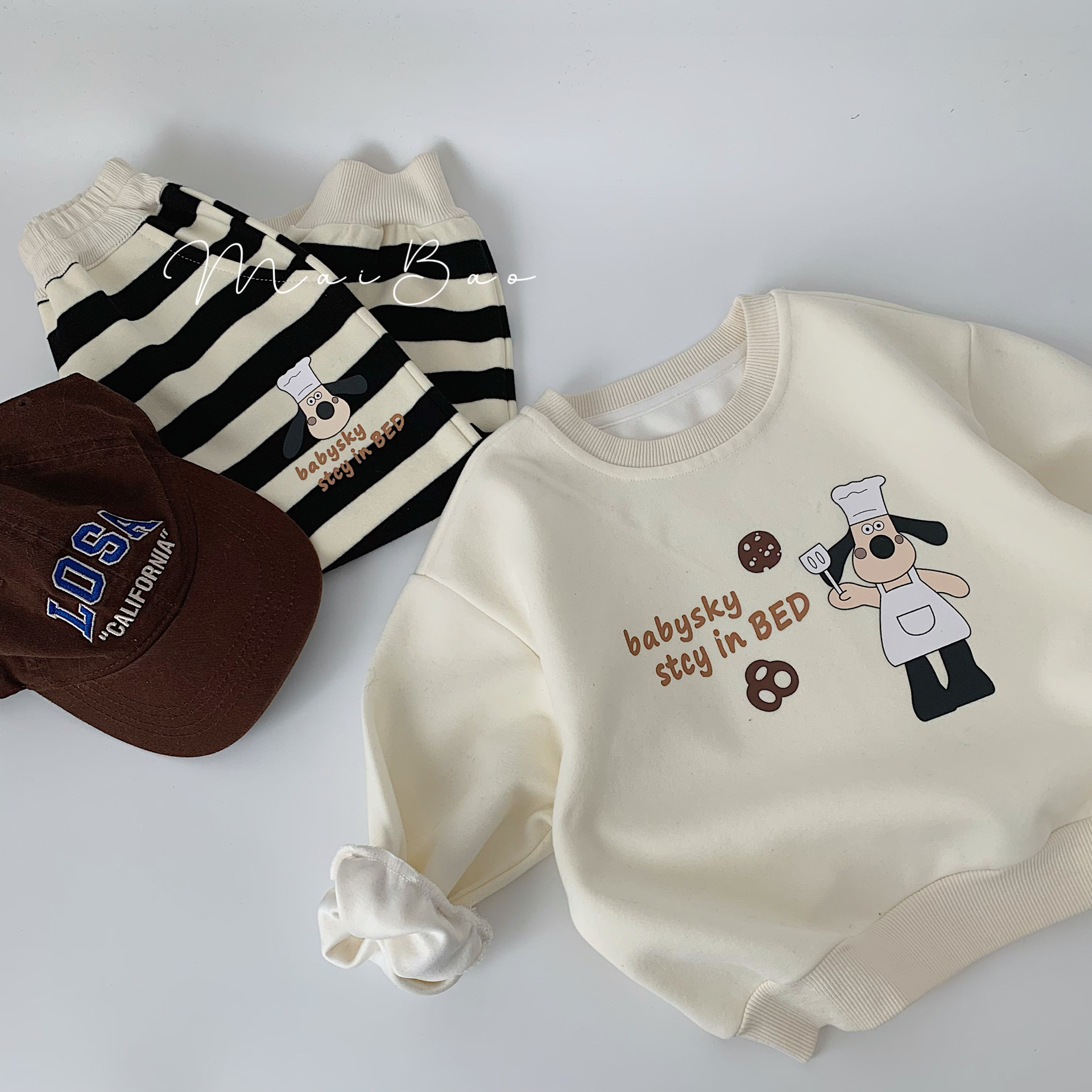 Maibao traje infantil de primavera suéter de dibujos animados para niños y niñas pantalones casuales a rayas nuevo conjunto de dos piezas