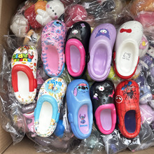 산리오에서 랜덤으로 발송되는 샌들 (15cm 메쉬백에 포장)