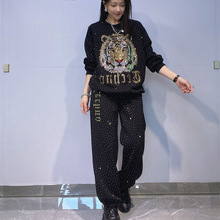 潮牌女装休闲圆领宽松镶钻老虎头卫衣长袖套装女秋冬运动服两件套