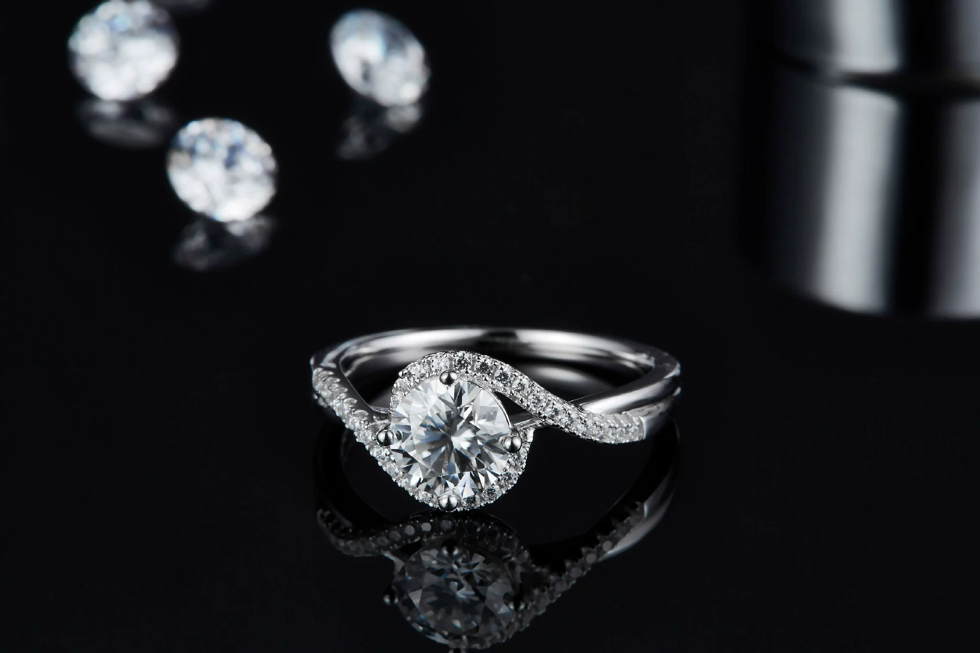 华莎珠宝 Ring with stone, classic accessory for St. Valentine's Day, 1 carat