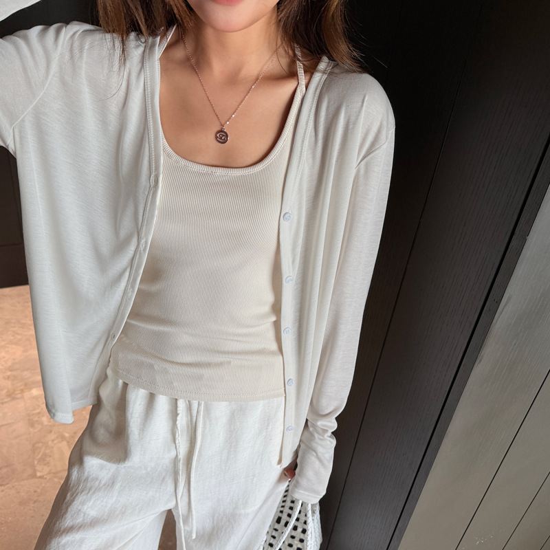Moon cotton white