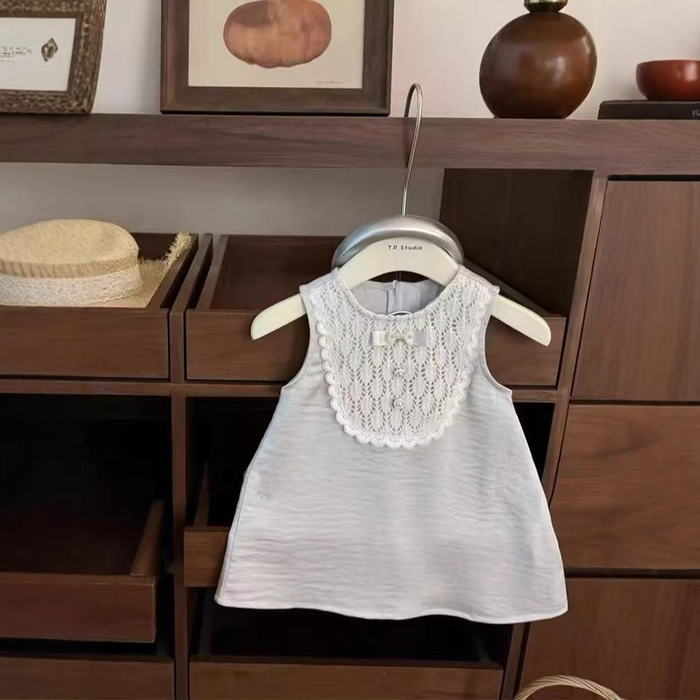 Girls' Dress Baby Girl's Little Daughter Style Cut Out Crochet Satin One-Year-Old Dress Vest Dress 500583