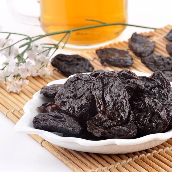 Bulk Xinjiang Prune Dried Fruit Loose 500g Xinjiang Specialty Original Flavor Dried Fruit Snack Plum Dried Fruit Air-Dried Prune