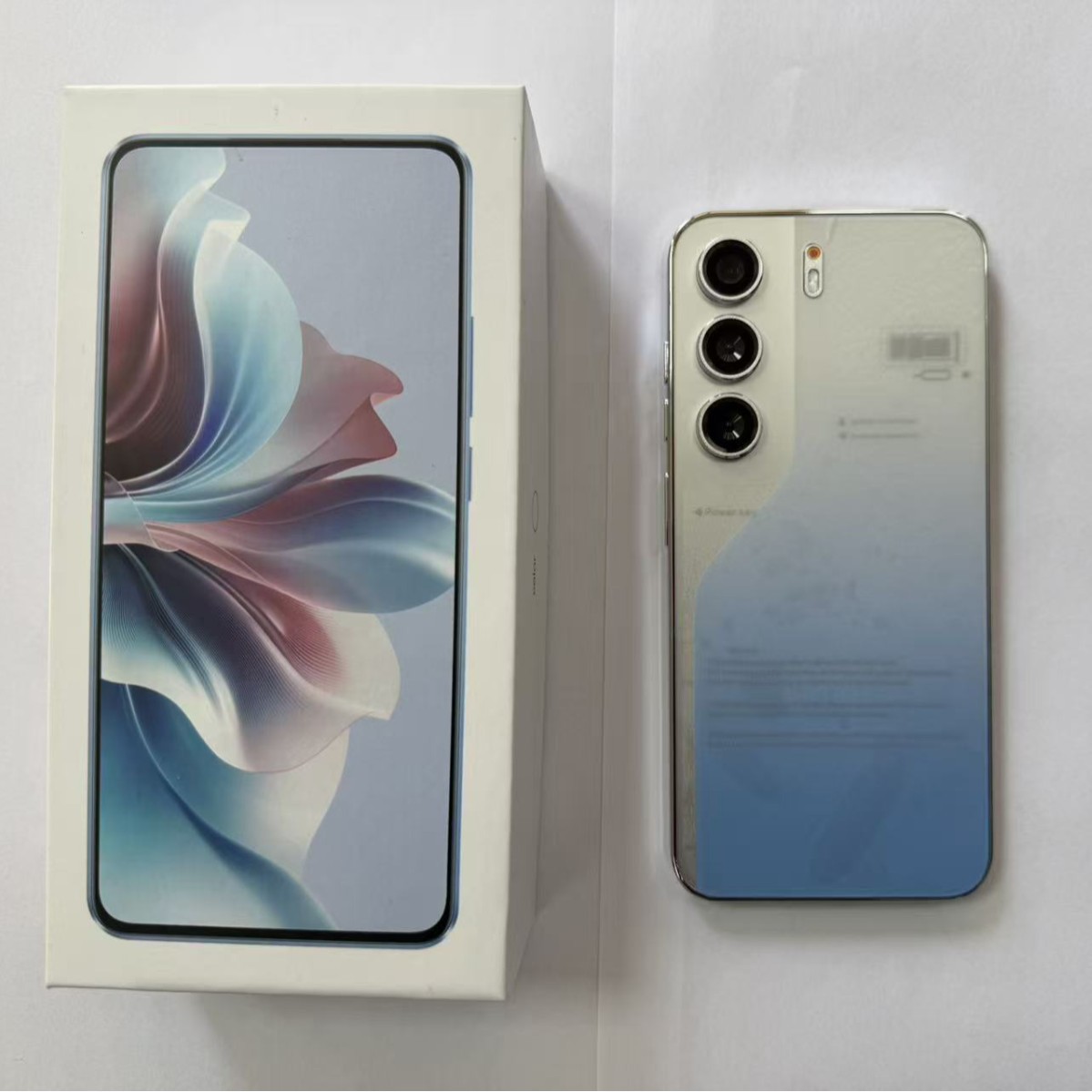 Camon40 Pro Cross-Border E-Commerce Hot-Selling Smart Android Phone in Stock Smartphone New Model 16+1Tb