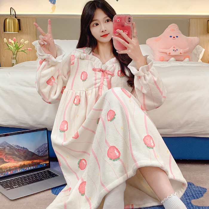 Pijama de franela de invierno, vestido de rodilla de mujer, vestido de pijama de dibujos animados simple y cálido, vestido de pijama casero dulce