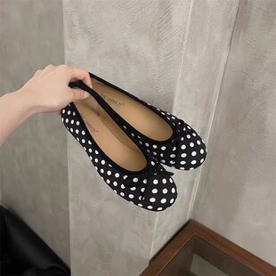 �����¿�\�� �nϵưЬŮƽ��һ�_�ź����Y�I�����c��ЬŮ��ʽ