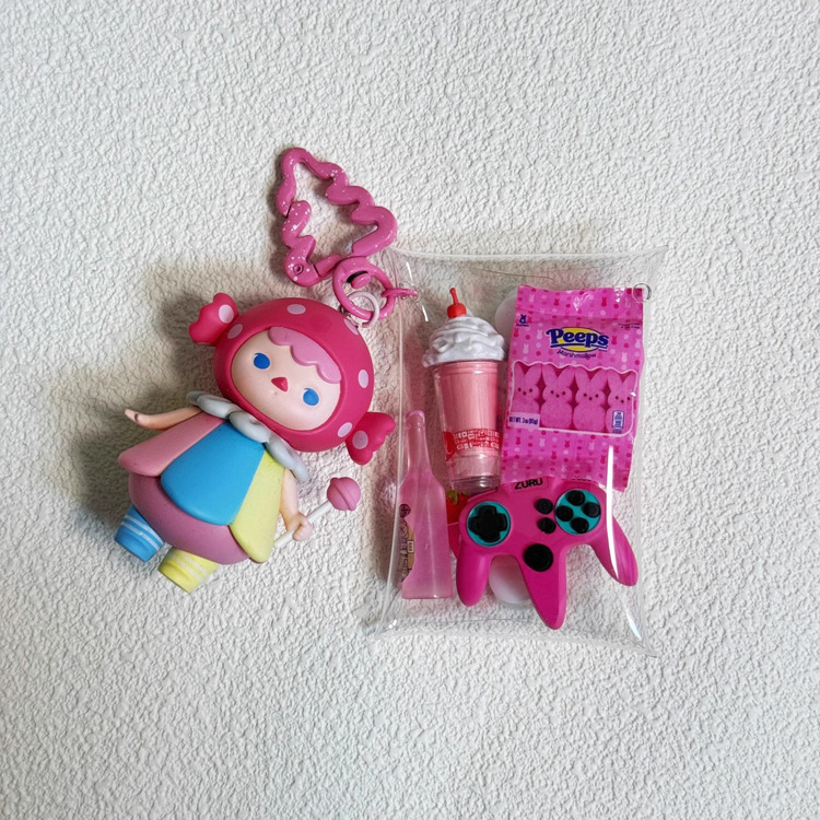 泡泡玛特盲盒展示盒收纳包 透明PVC零钱包钥匙包遛娃小挂包晒