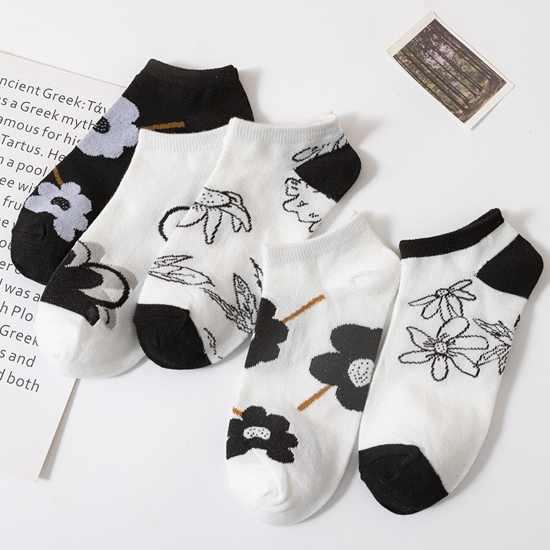 Calcetines de primavera y verano para mujeres calcetines de oso, calcetines de barco poco profundos, calcetines corto, calcetines al por mayor