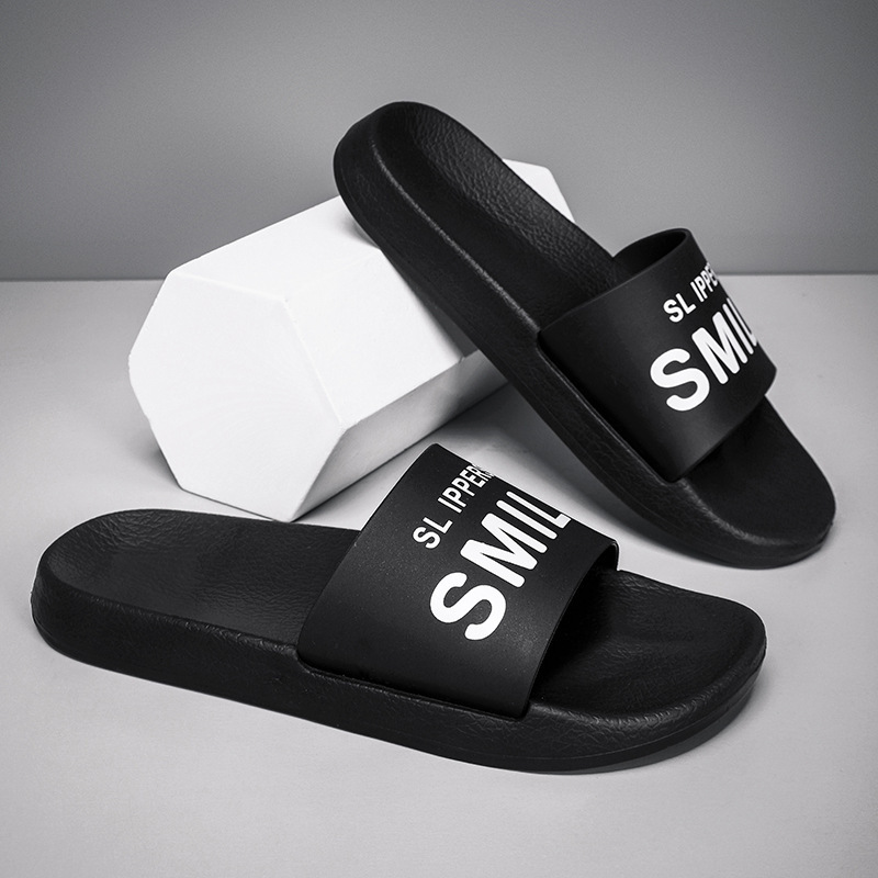 Zapatillas de Interior para hombres verano 2024 nuevas zapatillas de una palabra desodorante antideslizante informal al aire libre sandalias de hombre de fondo suave