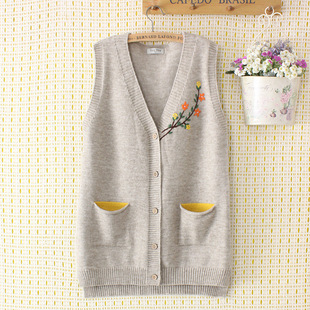 Women's Plus Size Korean Style Embroidered Pocket V-neck Knitted Waistcoat Spring All-match Casual Cardigan Vest 421166