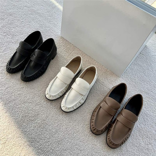 The*R2025 Spring New Loafers Women's Cowhide Pleated Round Toe Flats Shoes One-Leg Small Leather Shoes