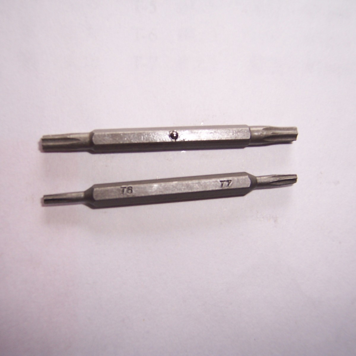 供应带珠螺丝批头刀头带钢珠家用工具批发电动螺丝刀起子厂家带孔