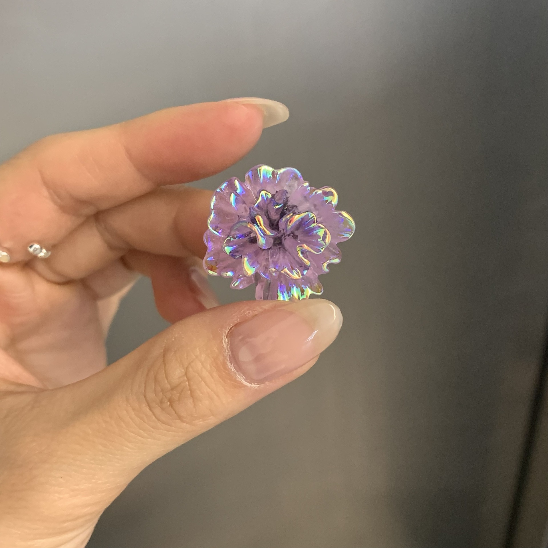 Original nuevo estilo suave púrpura mariposa flor flor agujero zapatos flor primavera y verano hebilla de zapatos accesorios desmontables de bricolaje