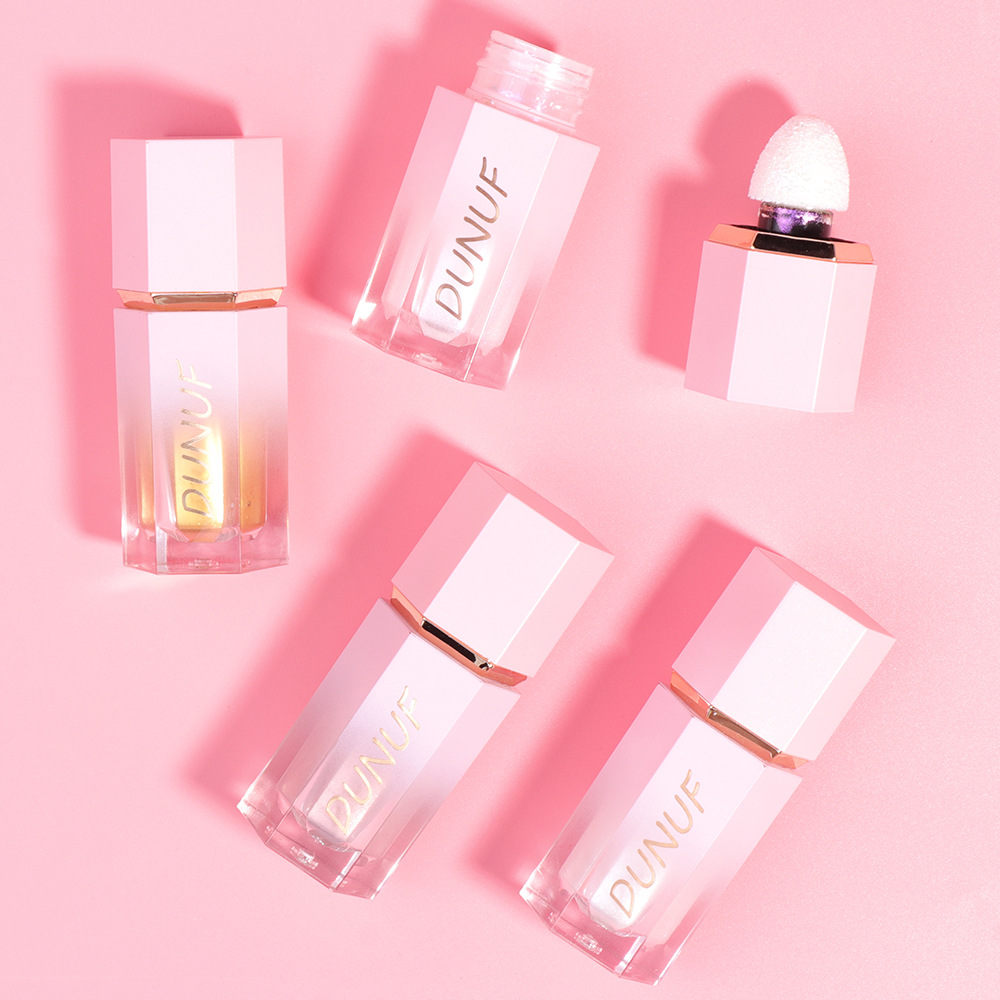 Check out DUNUF 4-color liquid highlighter for contouring and brightening! Link Disclaimer - For Foreign trade only undefined