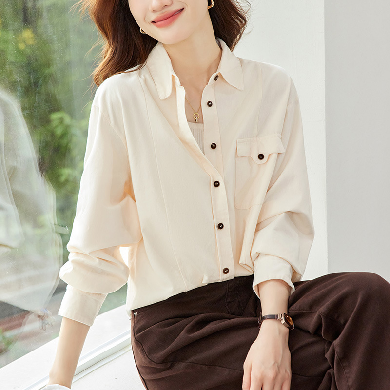공장 직접 샌딩 통근 복고풍 조커 셔츠 여성의 2024 가을 새로운 간단한 조커 옷깃 탑 여성
