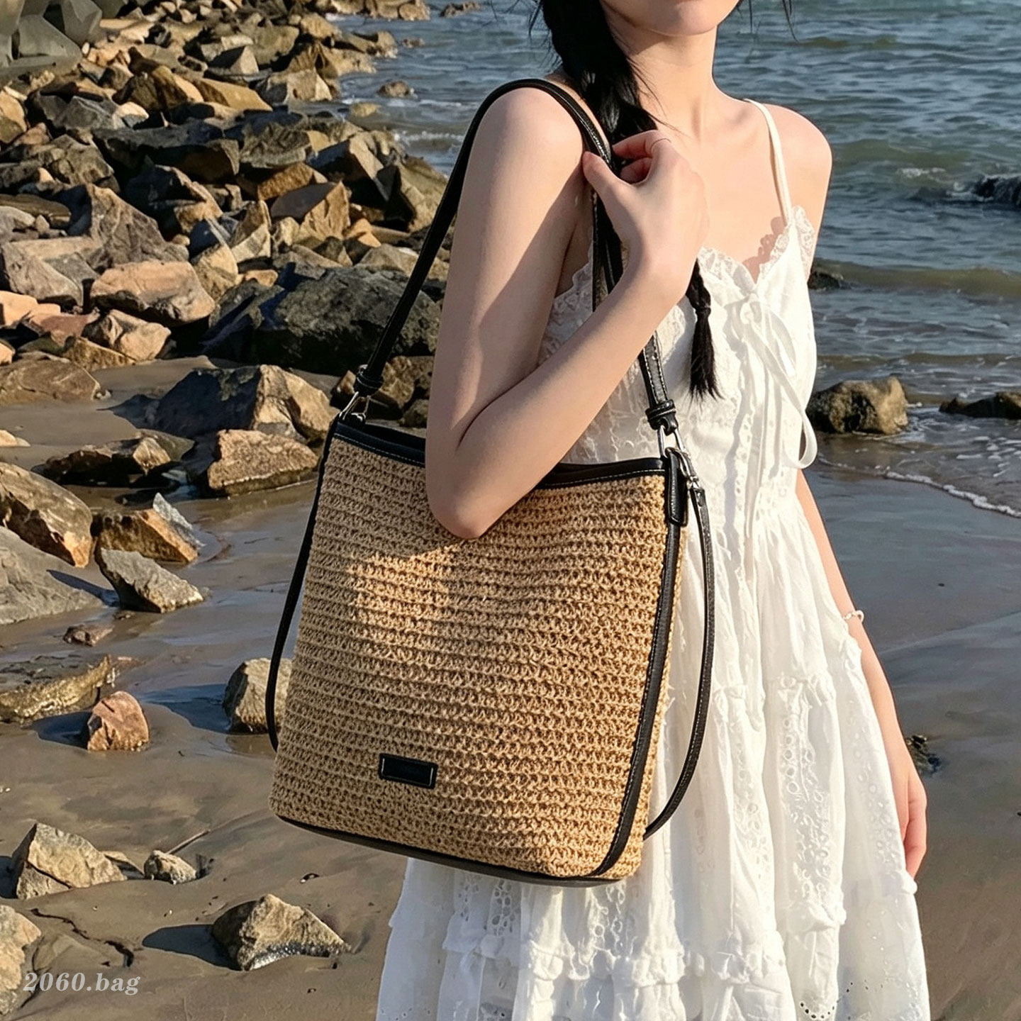 2026 bolsas de verano de tejido para mujeres nuevas bolsas de mochila de paja bolsas de bolsas de gran capacidad de transporte de hombro popular