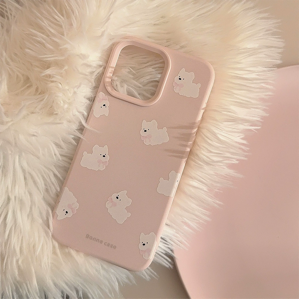 Чехол для телефона Apple iPhone 15 — милый брелок «хвостик-собачка» и бусинный шнурок