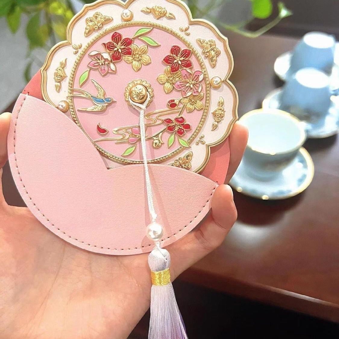 故宫小红书桃花文创手持镜子中式随身手柄化妆镜同款古风锦上添花