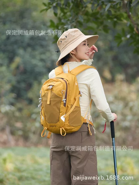 Outdoor Backpack, Large Capacity, Waterproof, Multi-Functional Hiking Bag for Men and Women, One-Day Travel Bag, Wear-Resistant Mountaineering Bag