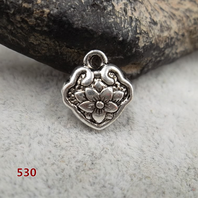 藏银栀子花横穿吊环吊坠 530