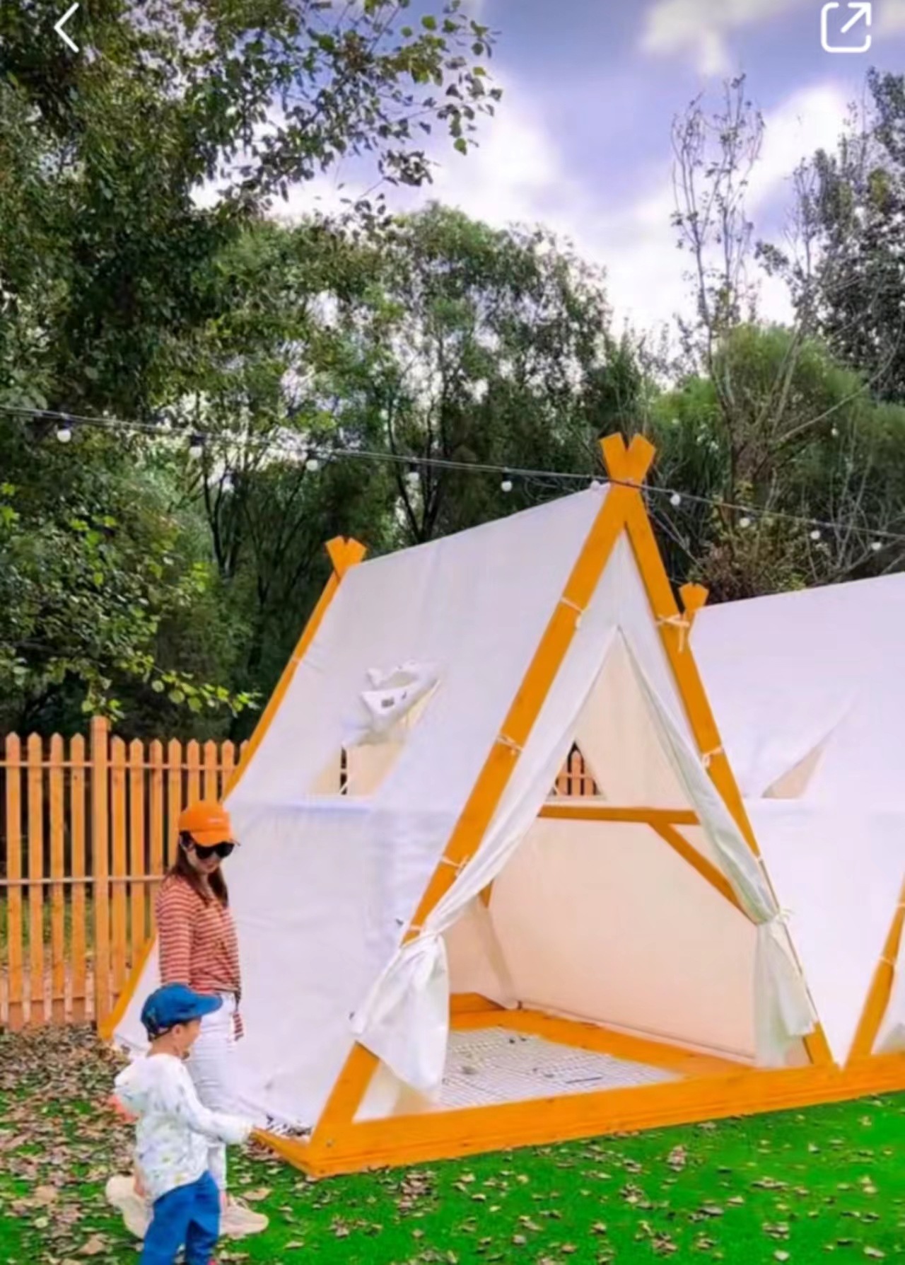 Internet celebrity tent triangle terrace Hot Pot Cottage barbecue outdoor camping starry bed & breakfast catering rain-proof tent
