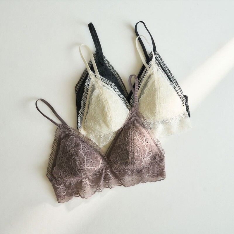 26 Years of New Styles: Silk French Triangle Cup Wireless Lace Backless Bra for Small Busts, Made of Mulberry Silk, Sensual Lingerie for Women