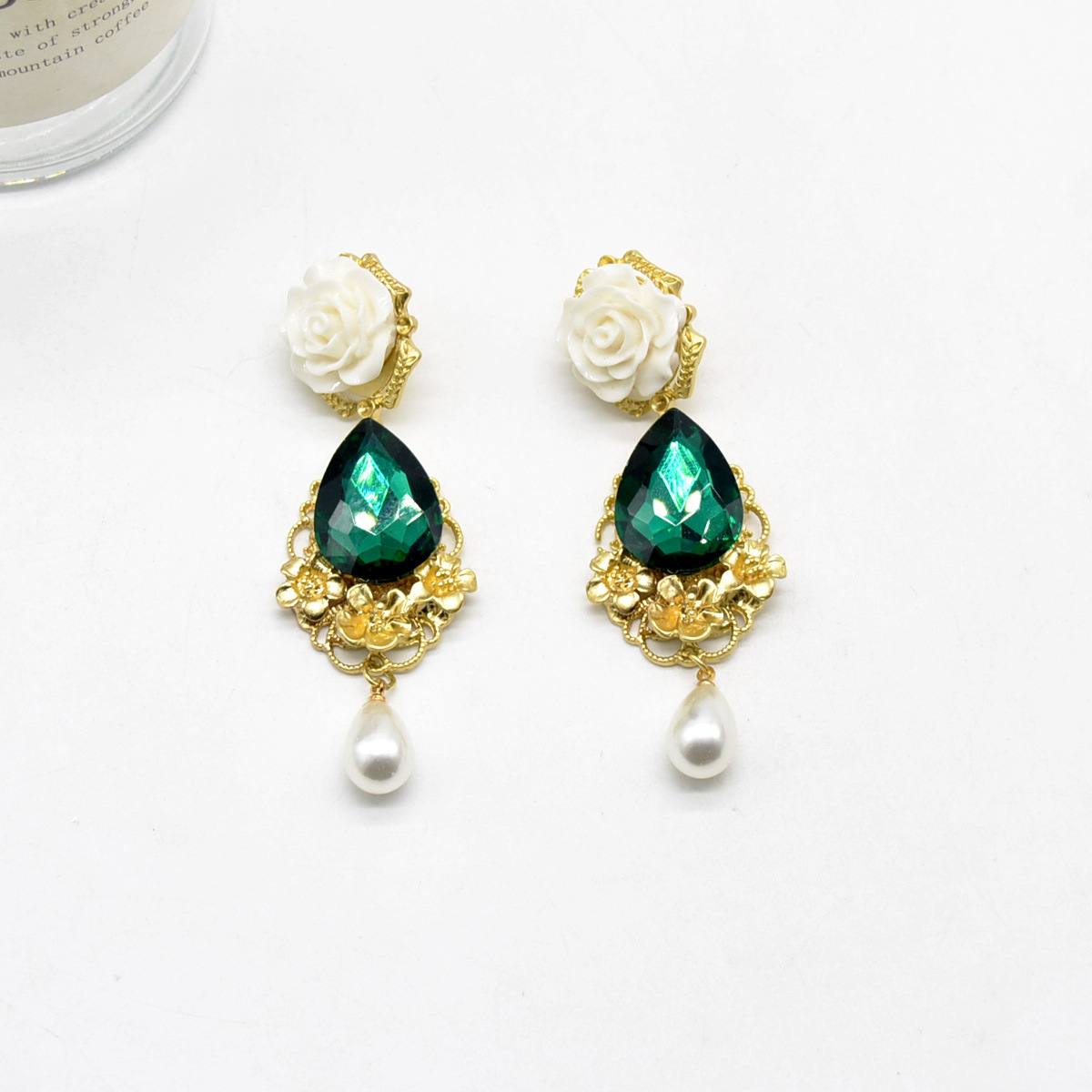 Baroque Retro Emerald Earrings White Porcelain Flower Pearl Pendant Long Earrings display picture 3