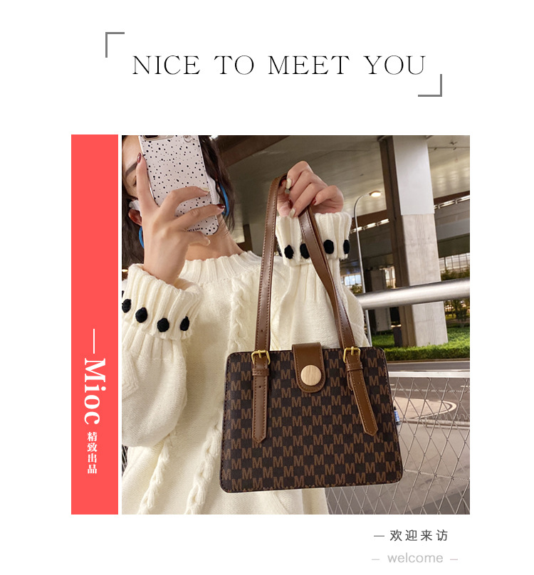 Fashion High Capacity Letters Underarm Bag Wholesale Nihaojewelry display picture 14