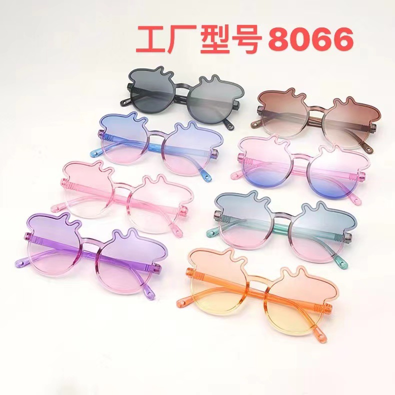 2026 gafas de sol para niños en un marco al por mayor una pieza de joyería de una variedad de combinación de gafas de sol para niños en stock