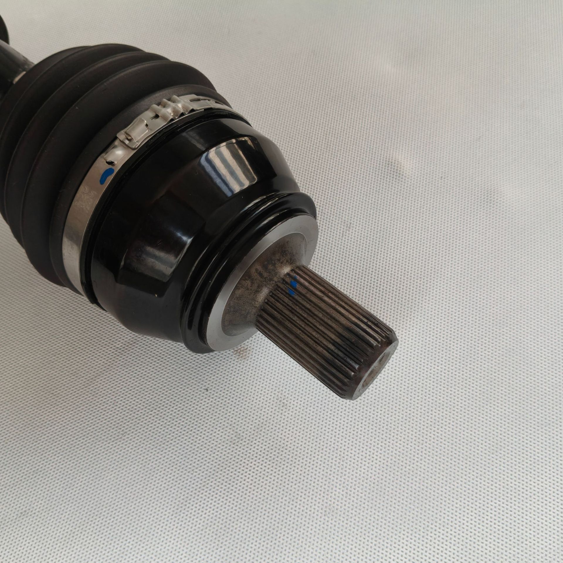 Suitable for Mercedes-Benz EQA H243 EQB X243 front half shaft assembly, drive shaft A2433301400, wholesale from the manufacturer