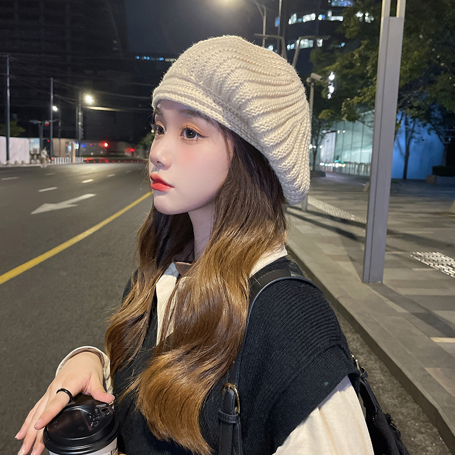 Women's Fashion Solid Color Eaveless Beret Hat display picture 2
