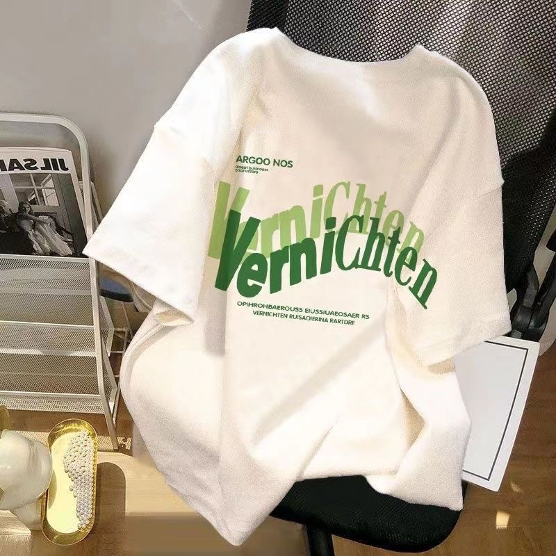 Fábrica al por mayor de fresa fresca Oso Blanco Verano de manga corta Camiseta hombres y mujeres sueltos todo partido juventud Top pareja