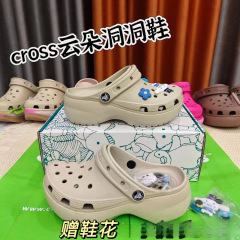 莆田純正オリジナルクラウドパフホールシューズクロスビーチシューズ夏ハーフスリップアップ厚底サンダル男性と女性用