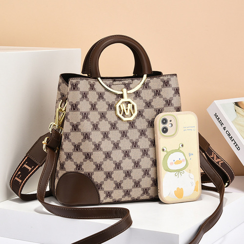 Factory 2024 New Style Fashion Water Bucket Bag Handbag Shoulder Bag Women Large Capacity Single Shoulder Crossbody Bag Women Dropshipping One Piece