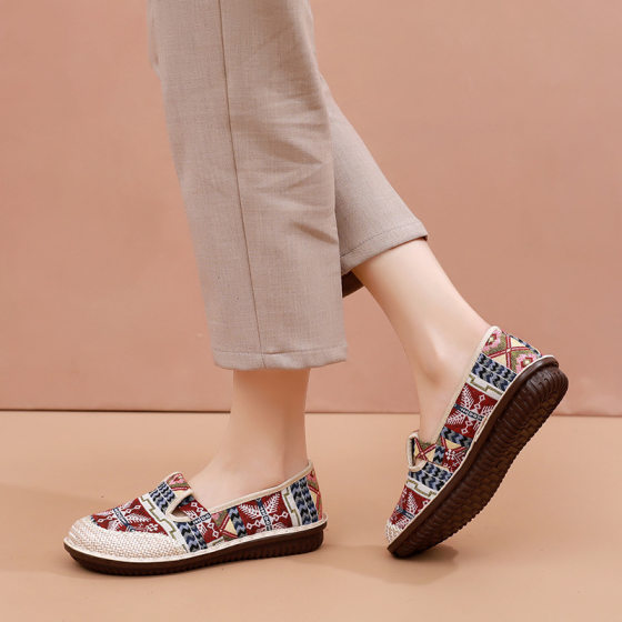 2024 New Spring and Summer Old Beijing Cloth Shoes Linen Flat Breathable Fisherman Shoes Ethnic Style Soft Sole Single Shoes Women's Shoes