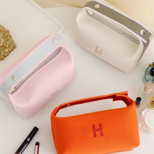 New simple portable cosmetic bag waterproof dustproof easy to clean storage bag portable large capacity wash bag