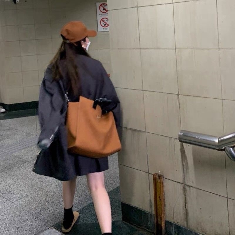 Black Brother's same style autumn and winter frosted zipper retro oversized handbag, shoulder bag, crossbody bag, 2025 new model