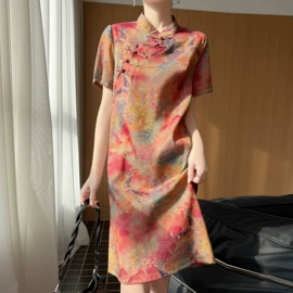 女式针织衫;女式T恤;连衣裙